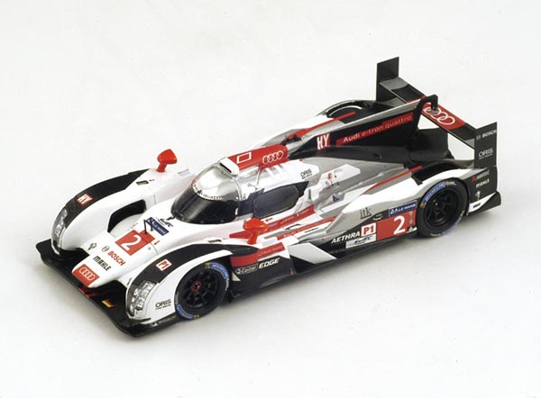 Audi r18 e tron