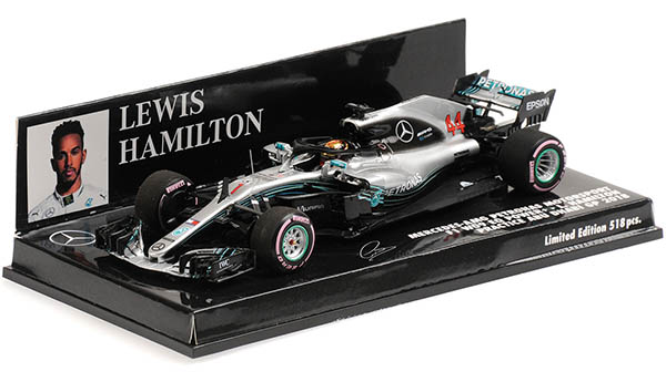 Куртка Mercedes AMG Petronas Formula one Team